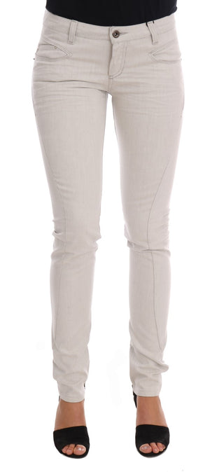 Weiße schmale Jeans aus Baumwolle mit Stretchanteil