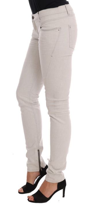 Weiße schmale Jeans aus Baumwolle mit Stretchanteil