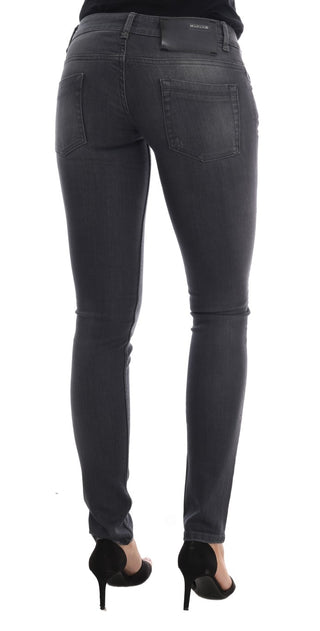 Jeans de mezclilla de algodón gris de corte ajustado
