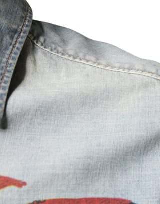 Camisa de mezclilla azul claro de algodón con estampado y mangas largas  