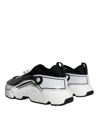 Weiß-Schwarz-Logo-Plaketten Daymaster Sneakers Schuhe