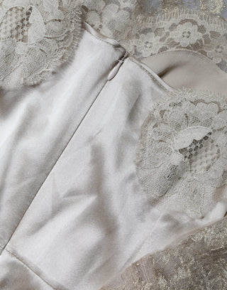 Vestido mini ajustado en línea A con encaje floral dorado