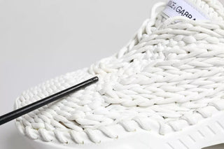 Weiße gestrickte Daymaster Sneakers