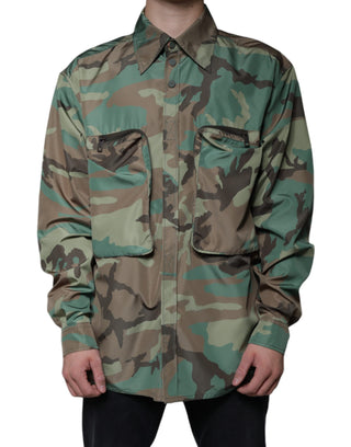 Camisa multicolor de camuflaje con botones