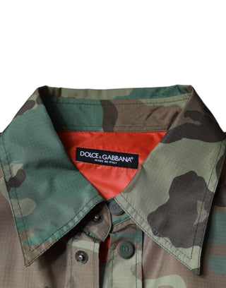Camisa multicolor de camuflaje con botones