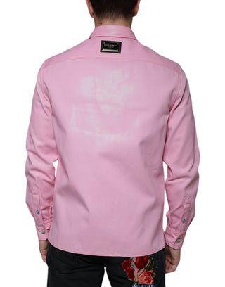 Camisa de algodón rosa con cuello y botones