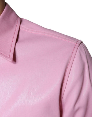 Camisa de algodón rosa con cuello y botones