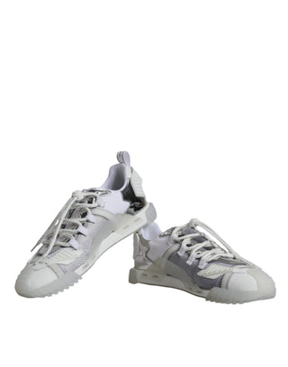 Weiße und silberne Low Top NS1 Sneakers