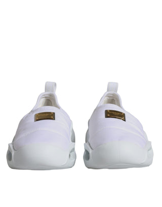 Weiße gepolsterte Stoff-Sneaker-Schuhe