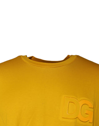 Senffarbenes T-Shirt mit geprägtem Logo und Rundhalsausschnitt