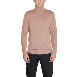 Beiger Rollkragenpullover aus Wolle
