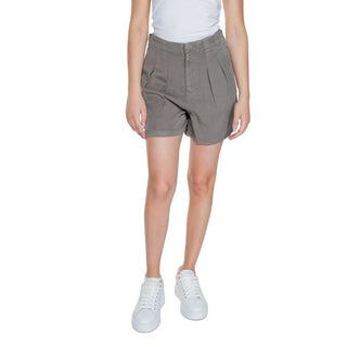 Pantalones cortos beige de lyocell