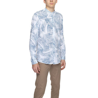 Camisa de algodón azul con estampado