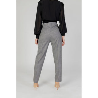 Pantalones de poliéster negros