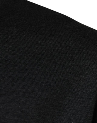 Camiseta gris oscuro de camuflaje con cuello redondo