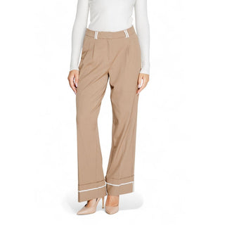 Pantalones casuales de poliéster reciclado marrón  