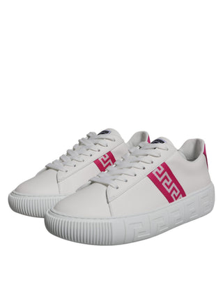 Zapatillas bajas blancas con plataforma y estampado Greca rosa  