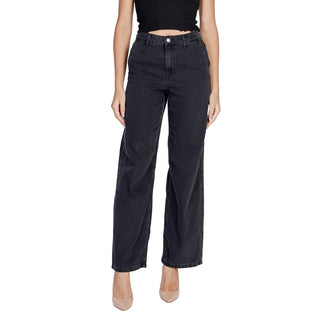 Jeans de algodón negro de corte relajado