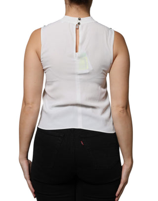 Blusa blanca sin mangas con cuello tipo mock tank