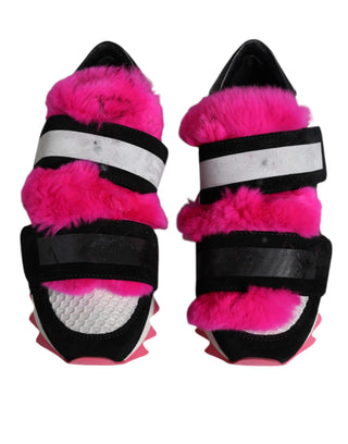 Zapatillas negras con detalles de piel rosa
