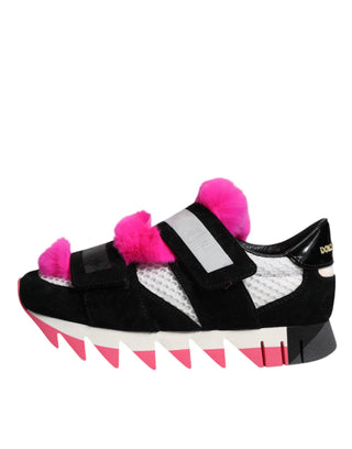 Zapatillas negras con detalles de piel rosa