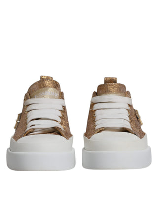 Zapatillas bajas con logo dorado y blanco
