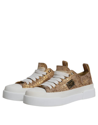 Zapatillas bajas con logo dorado y blanco
