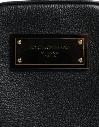 Bolso de mano con placa de logo en cuero granuloso negro