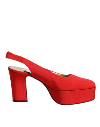 Sandalias rojas de tacón con plataforma y tira trasera