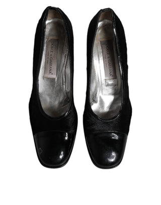 Schwarze Leder-Pumps mit Blockabsatz