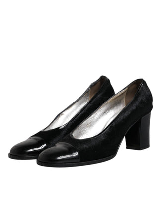 Schwarze Leder-Pumps mit Blockabsatz