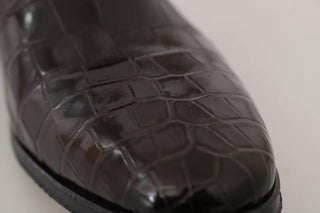 Zapatos formales de vestir de cuero marrón con estampado