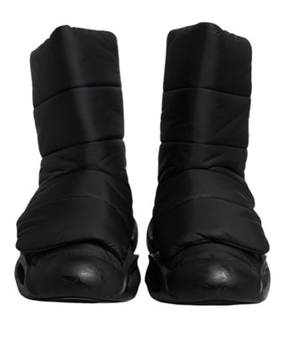 Schwarze Slip-On-Sneaker mit Wellen-Steppmuster