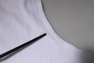 Weißes, ärmelloses Rundhals-Tank-Top aus Baumwolle