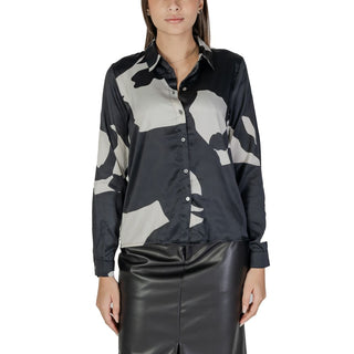 Schwarze Bluse aus recyceltem Polyester