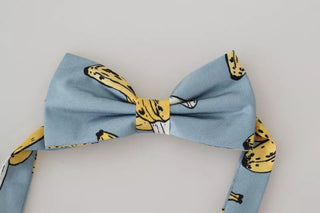 Pajarita de seda azul claro con estampado de plátanos para hombre  