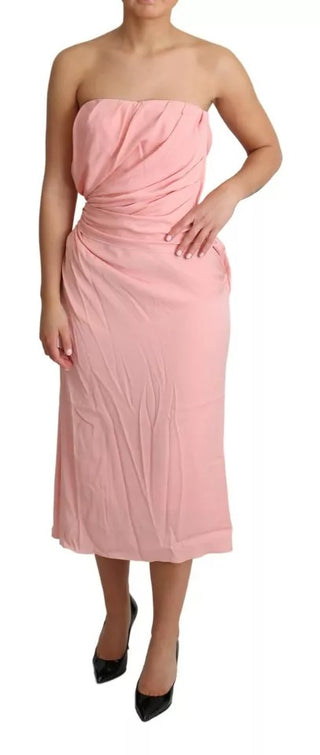 Vestido midi tubo rosa de seda elástica sin tirantes