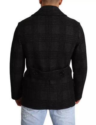 Schwarzer Trenchcoat, karierte Wolljacke