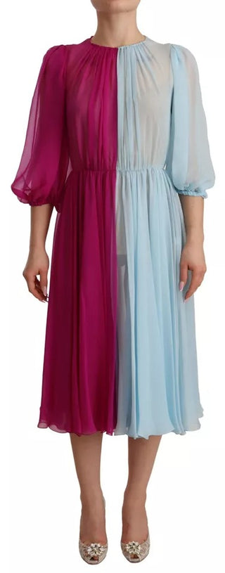 Fuchsia hellblaues Seiden-Midikleid in zweifarbigem Design
