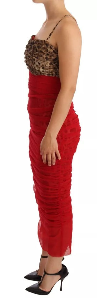 Vestido midi ajustado marrón con estampado de leopardo y tul rojo