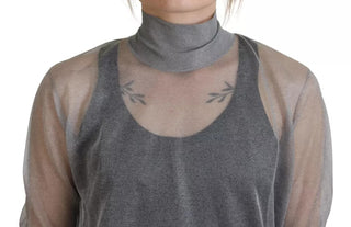 Suéter gris transparente de cuello alto