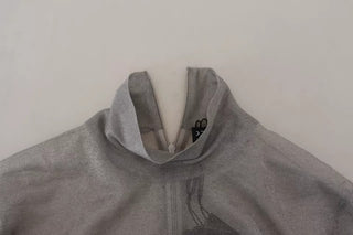 Suéter gris transparente de cuello alto
