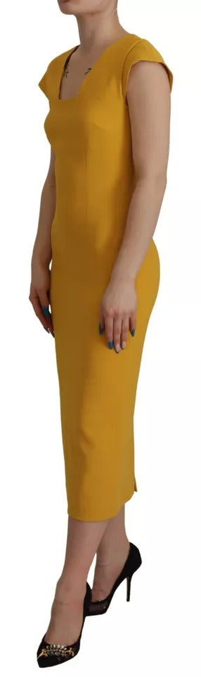 Gelbes ärmelloses Midi-Scheidenkleid aus Viskose