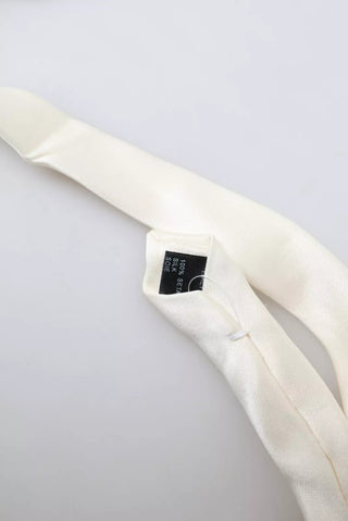 Corbata clásica para hombre de satén de seda blanco roto