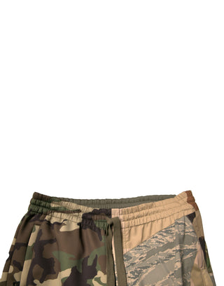 Pantalones jogger con sudadera multicolor con camuflaje