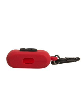 Rotes Silikonkautschuk-AirPods-Case mit geprägtem Logo