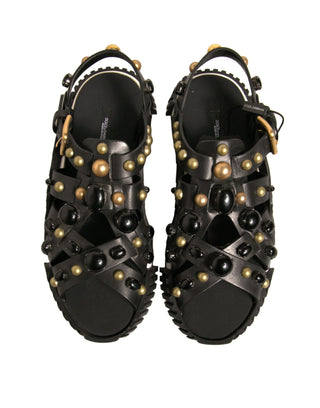 Sandalias slides de cuero negro con tachuelas  