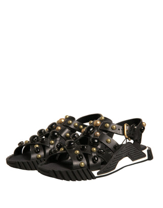 Sandalias slides de cuero negro con tachuelas  