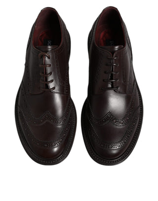 Zapatos formales Derby de cuero marrón con puntera alada y cordones  