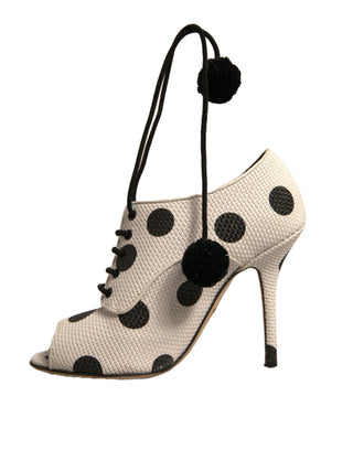 Botines con puntera abierta y lunares blancos y negros